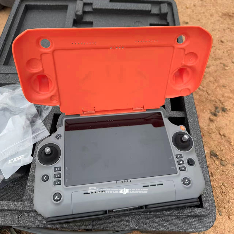 طائرة بدون طيار زراعية DJI T10 - مراجعة Drone Controller Hood وسعره